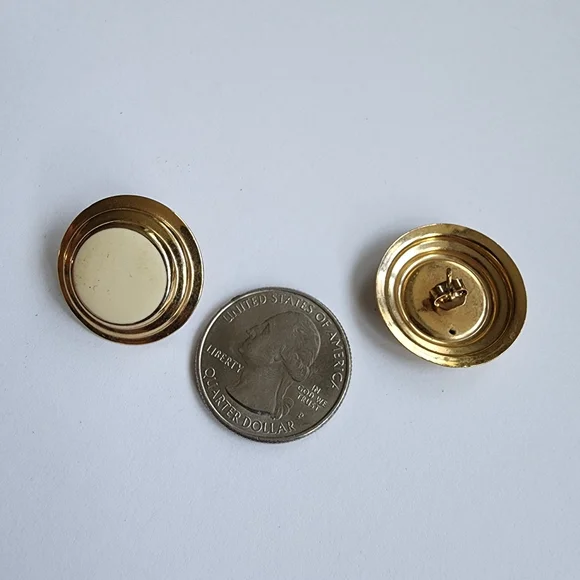 Vintage earrings - Picture 2 of 3